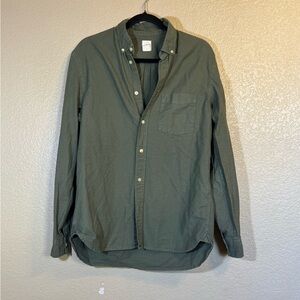 H&M Olive Casual Button-Down Shirt